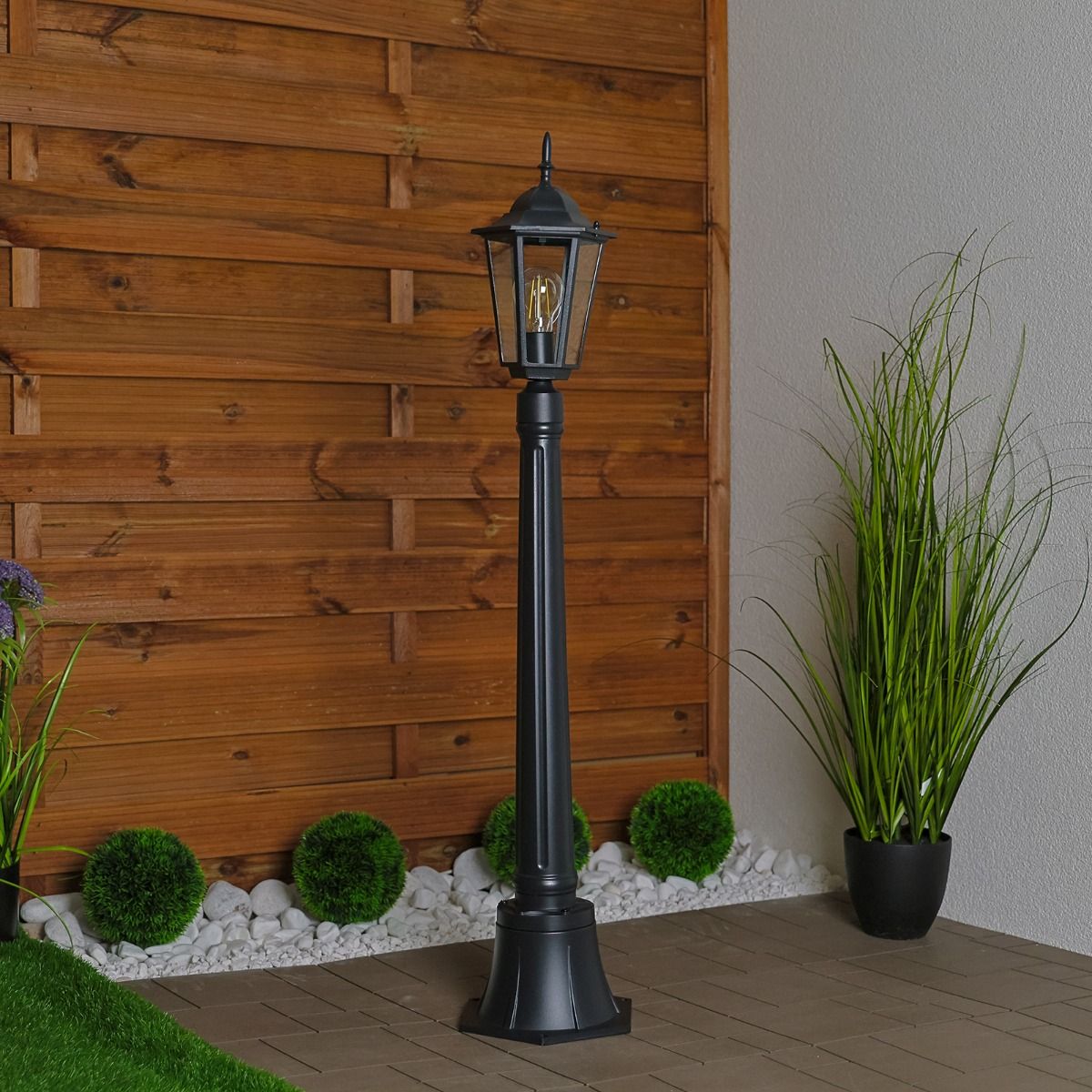 Gartenlaterne – Außenlampe auf Mast – E27 – 1 m hoch – Schwarz