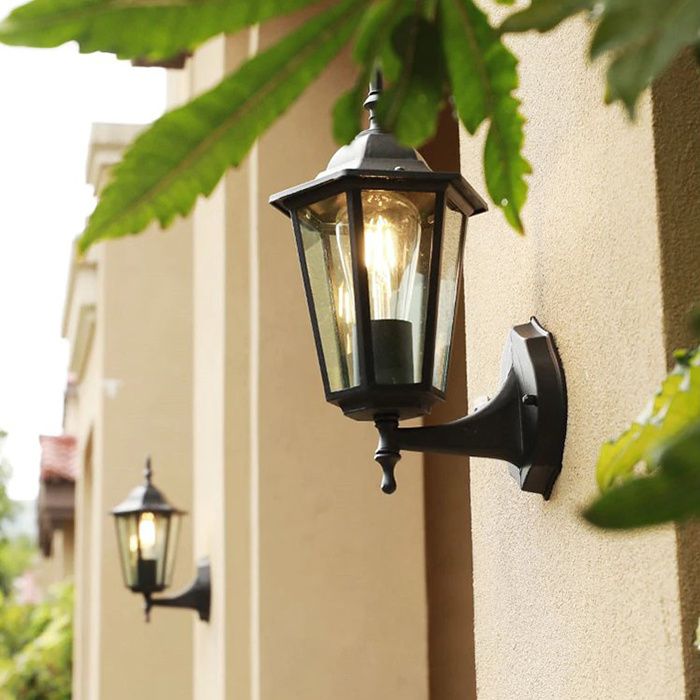 Klassische Außenfassadenlampe – Schwarz, E27 Wandlaterne