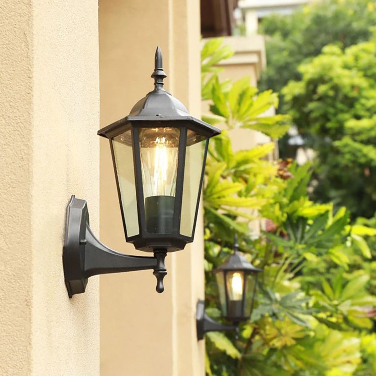 Klassische Außenfassadenlampe – Schwarz, E27 Wandlaterne