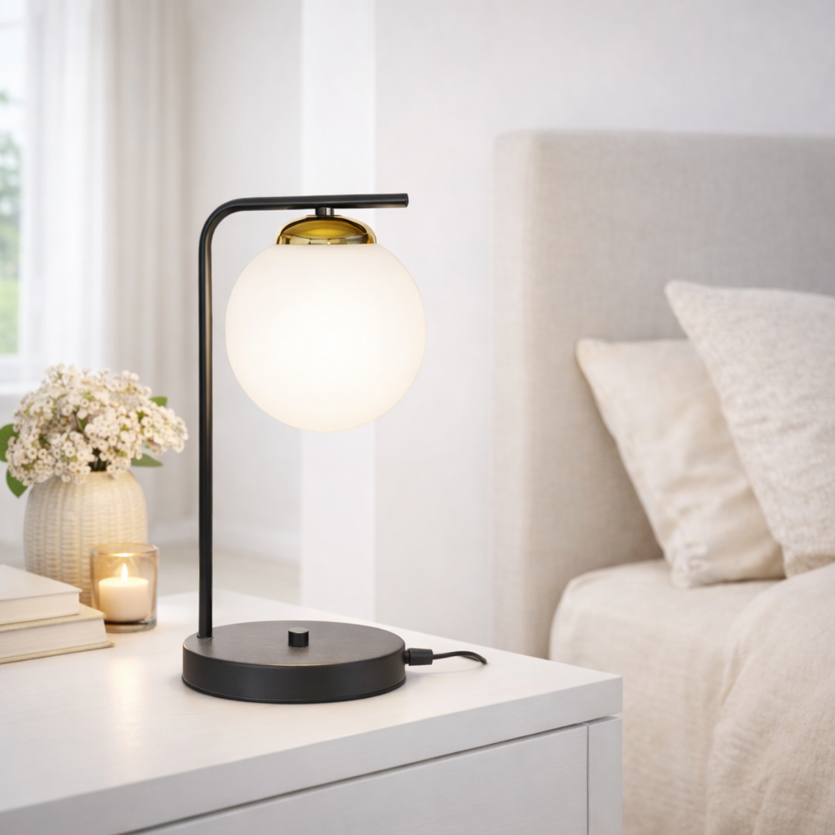 Industrielle Tischlampe „Golden Touch“