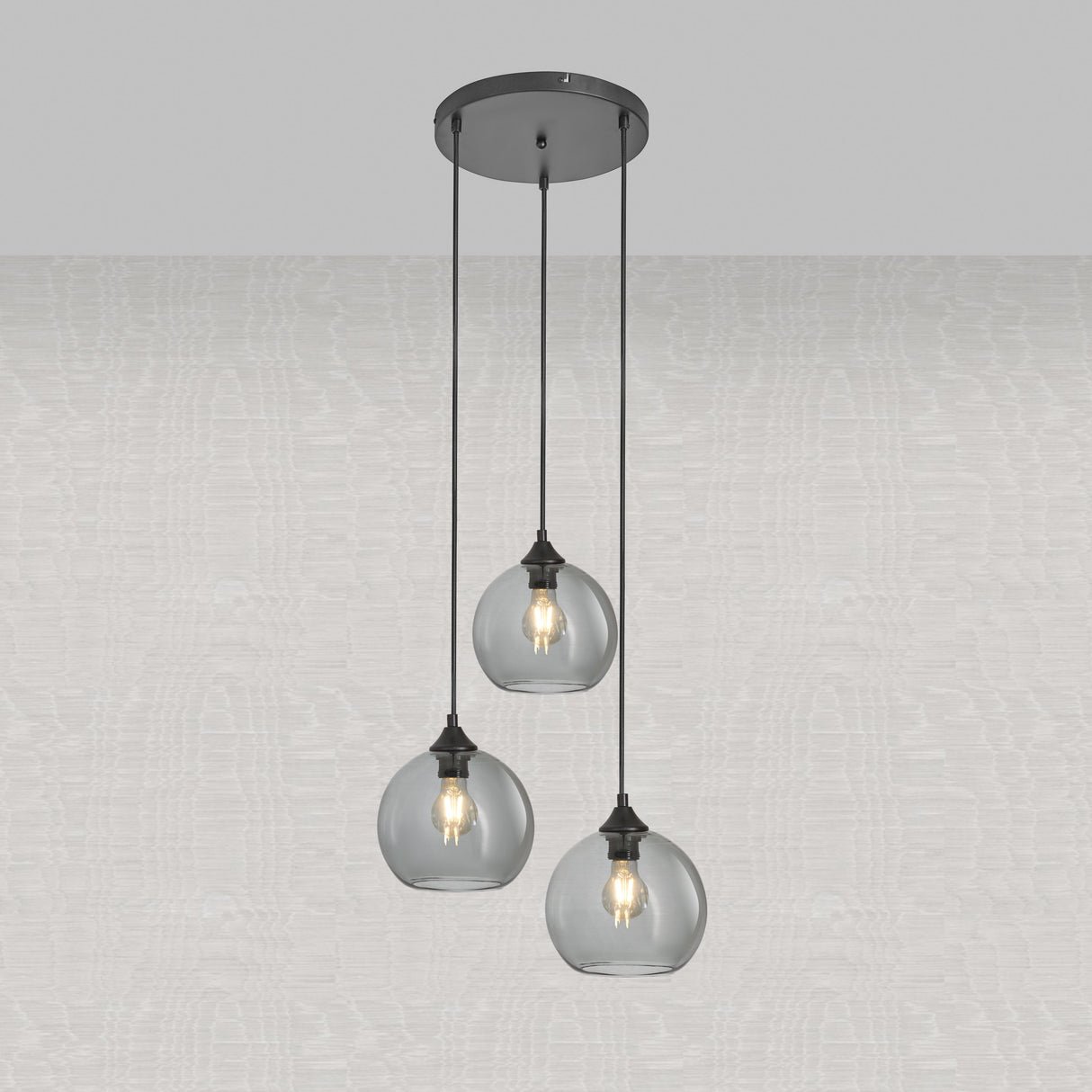 Pendelleuchte im Industrial-Stil – 3-flammig, Rauchglas-Kugeln, Schwarz/Grau