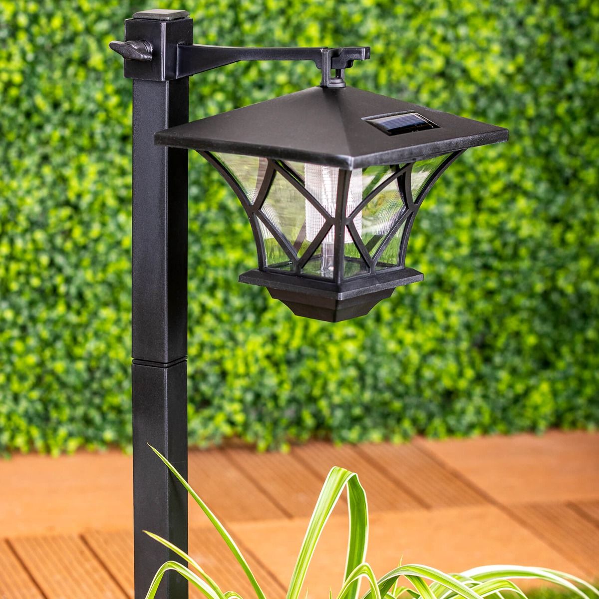 Solar-Gartenleuchte – LED-Außenlaterne – 150 cm