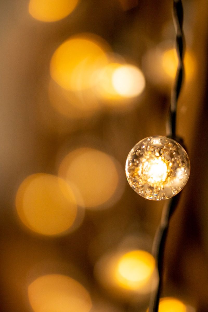 Gartenlichterkette – 100 LED-Kugeln – 21,8 m – Warmweiß 3000K – Dekorativ & Wetterfest